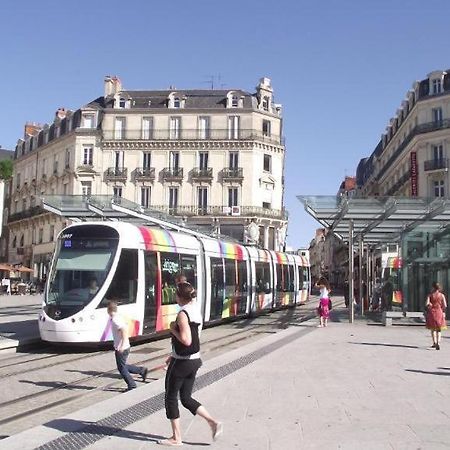 Studio Crimee Pour Deux Personnes Apartman Angers Kültér fotó
