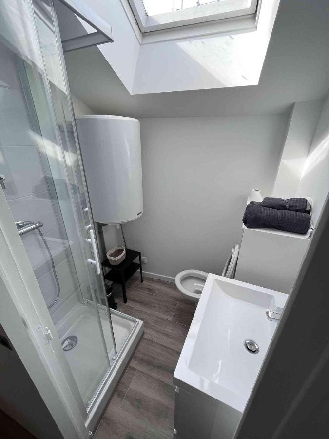 Studio Crimee Pour Deux Personnes Apartman Angers Kültér fotó